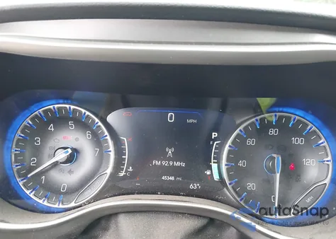 2023 Chrysler Pacifica Touring L z USA, uszkodzony, nr VIN 2C4RC1BG2PR534793